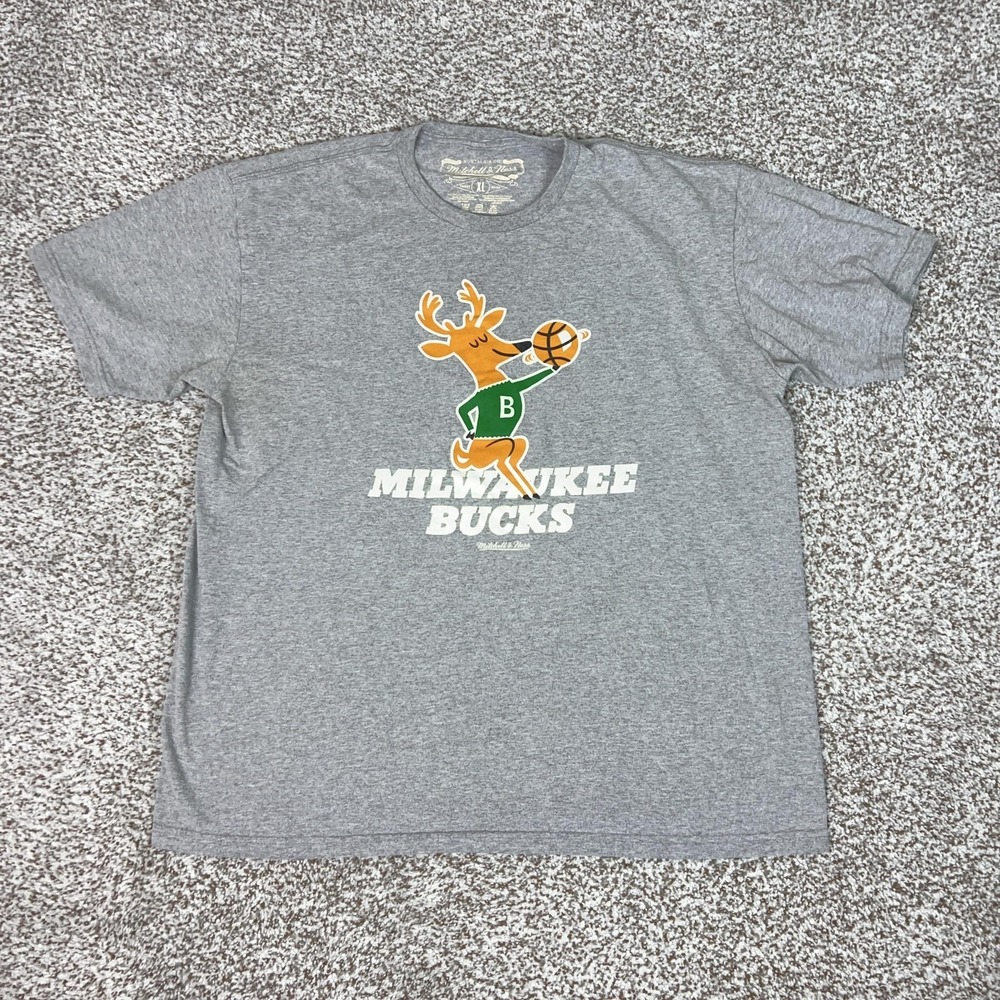 Milwaukee Bucks Shirt Mens XL Gray NBA Basketball Mitchell & Ness Retro Tee T